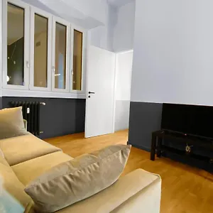 https://cozy-apartment-green-central-station.italymilanhotels.net